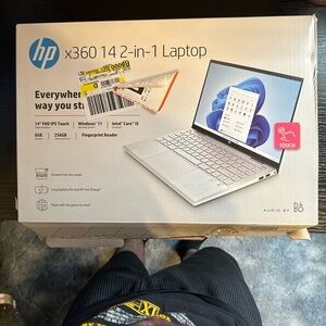 Hp Pavilion x360 Laptop Intel i5 processor 8GB RAM 2 in 1 foldable touchscreen